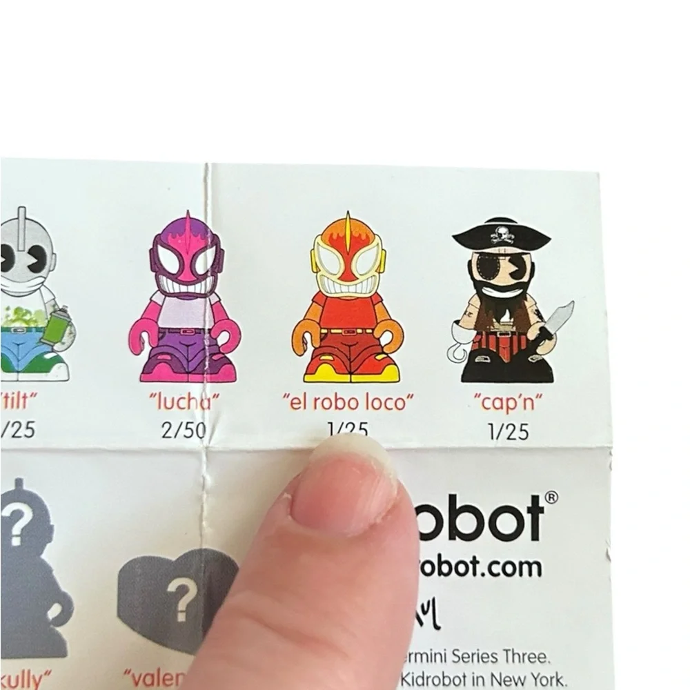 Kidrobot Supermini Keychain Series 3 2007 